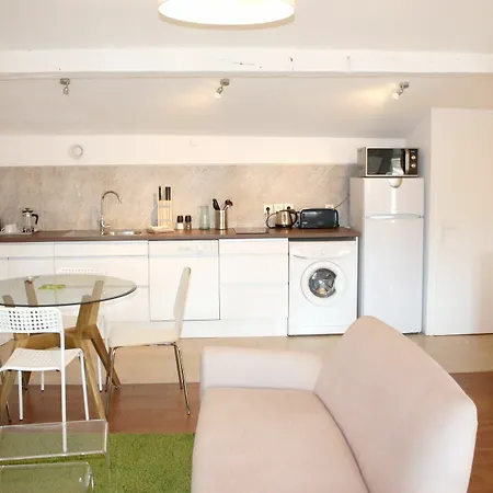 Le Sainte Catherine Apartment *